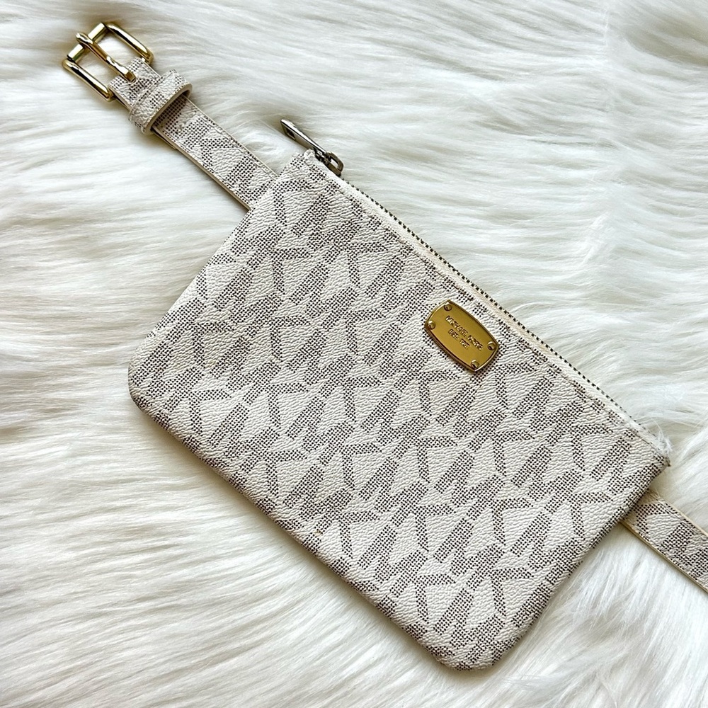 Michael Kors White and Tan Belt Bag - Picture 2 of 12